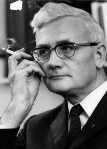 Schillebeeckx, autore delleretico catechismo olandese.