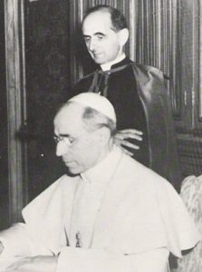 Pio XII con lallora mons. Montini.