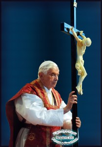 _000perDives misericordiae2B