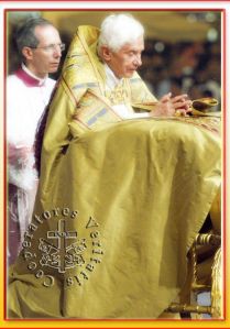 0018-bxvi-e-eucaristia-1_5745ea33af016