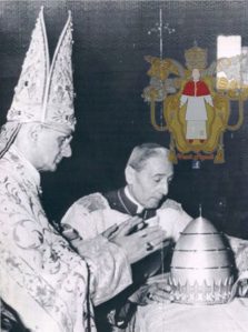 vesti-del-papa-21_54578c319f3dc