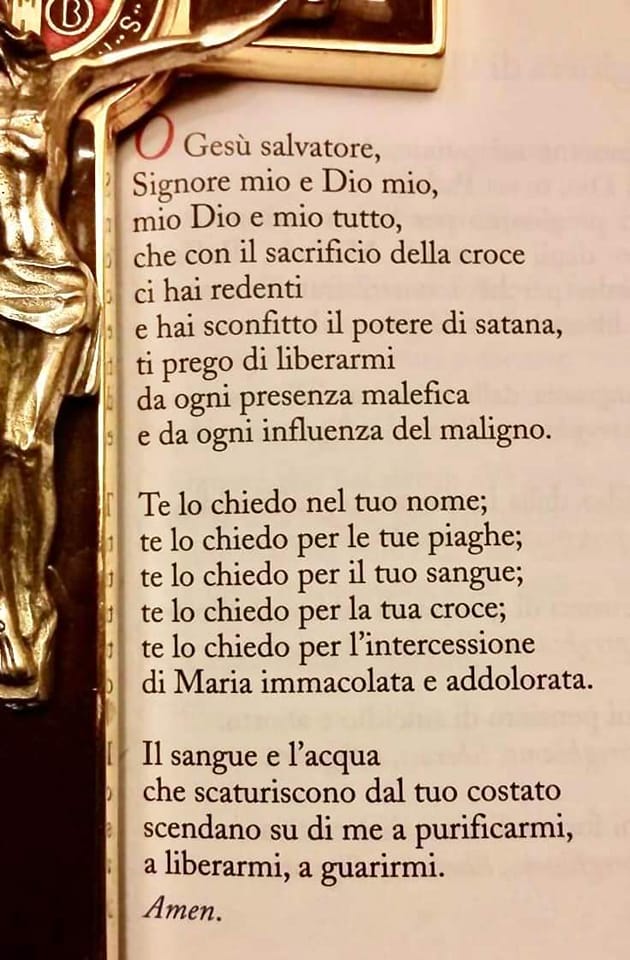 Questa immagine ha l'attributo alt vuoto; il nome del file è benedizione-della-misericordia.jpg